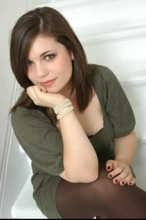 Sexy legs 😍 by IncestWincestxxx