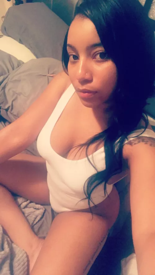 Sexy light skin joint by bmangoku