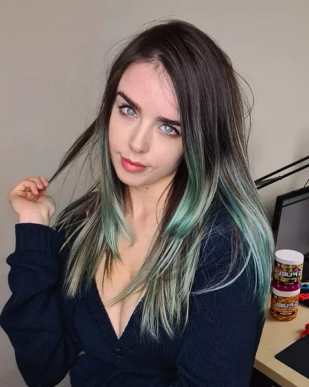 Sexy Mermaid by Blankbanana