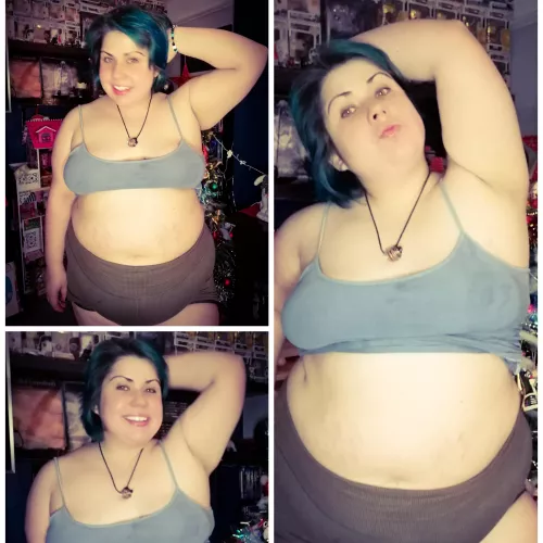 Sexy MILF by Fabulous_Fennel_8200