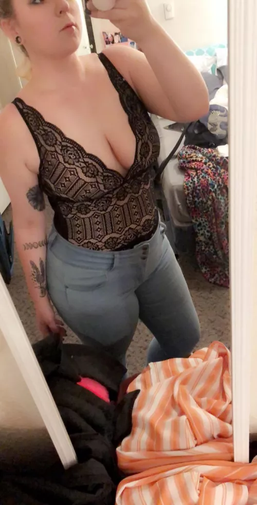 Sexy or no? by stickeysweet321