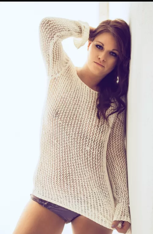 Sexy pullover milf by cbsalty