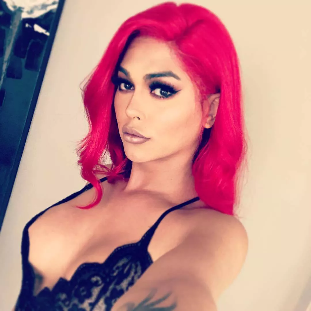 Sexy Redhead Domino Presley posted by 1001happynights