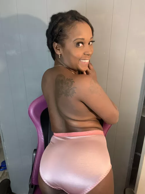 Sexy satin booty by iwantqueenava