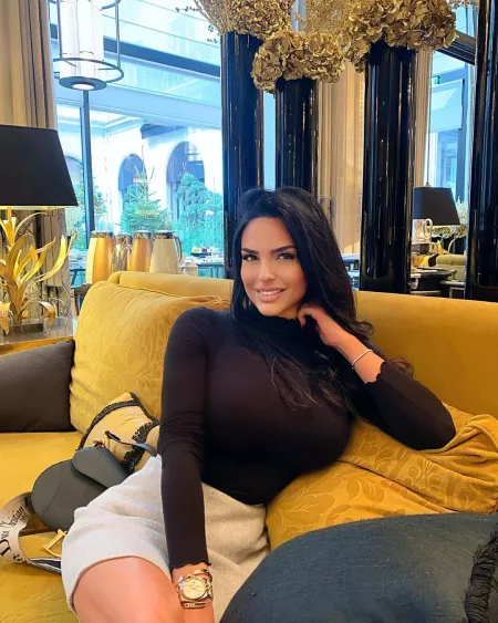 Shadi by BOOOOOOOBIES