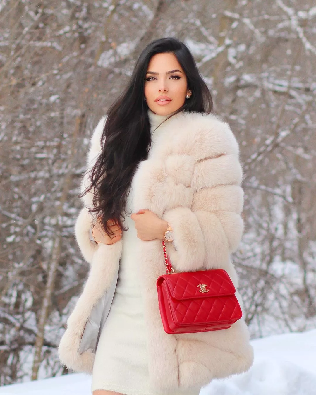 Shadi Y posted by poluza112