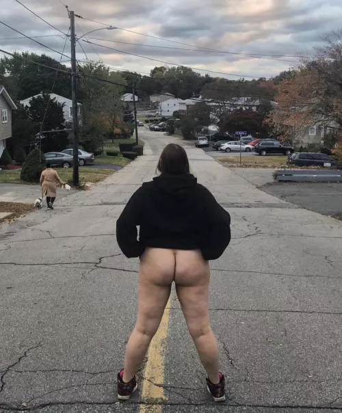 Shameless bottomless quick flash by Traditional-Math7588