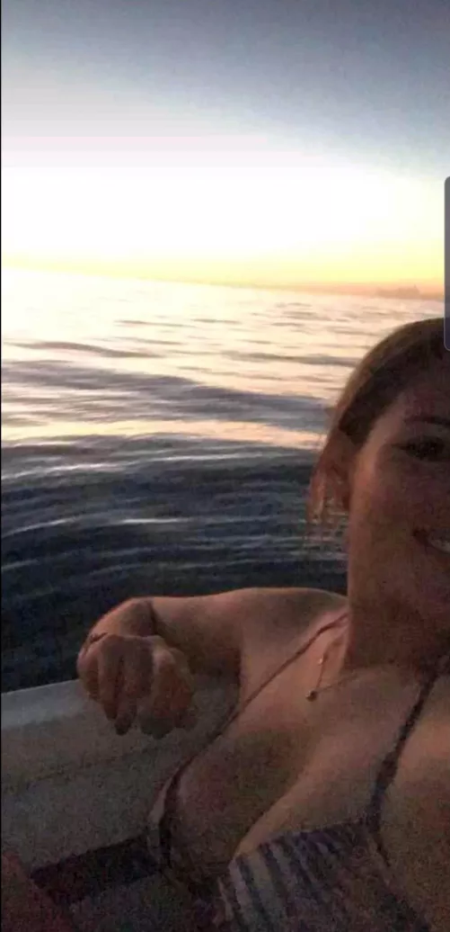 Share a sunset? by halarealm