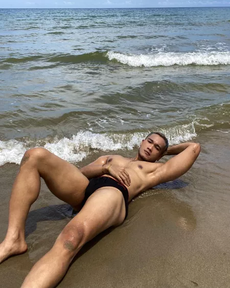 Shaved for the ocean 🌊 by iamcameronrodriguez