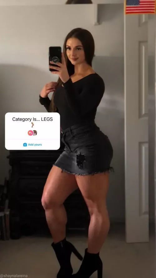 Shayna Lareina by Ledzeplin82