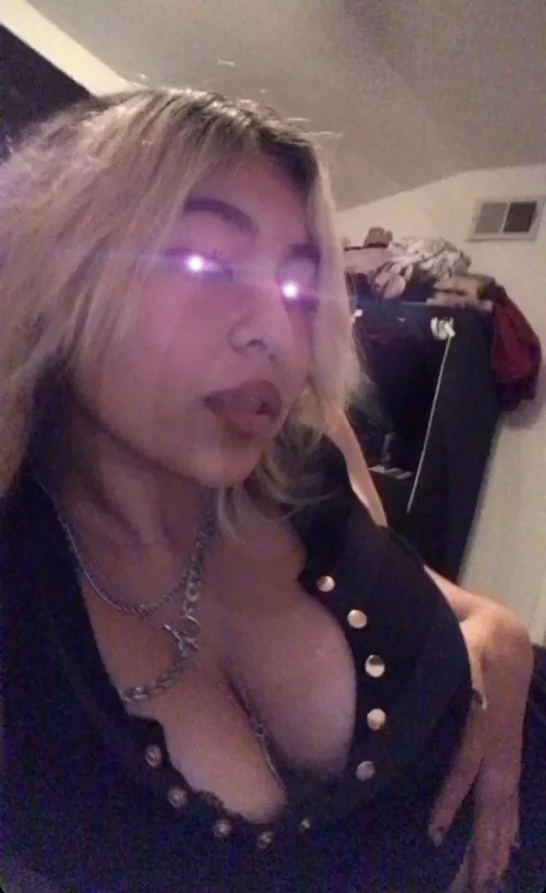 she didn’t know it yet, but soon her mind and body will succumb to the spiral…soon clothes will be gone too by iluvtobenude