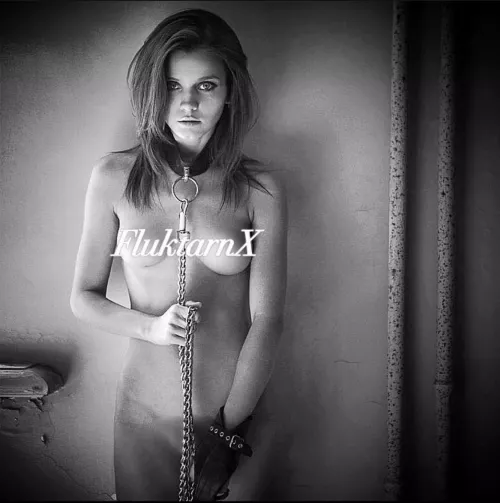 She is beauti(f)ul. by FluktarnX