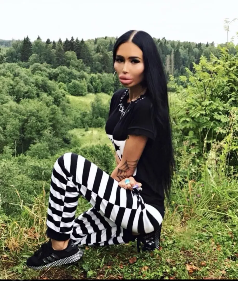 She is so hot and fake posted by justforjerkingoff69