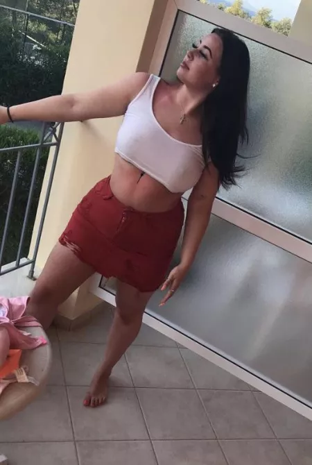 She knows by throwaway12345695372