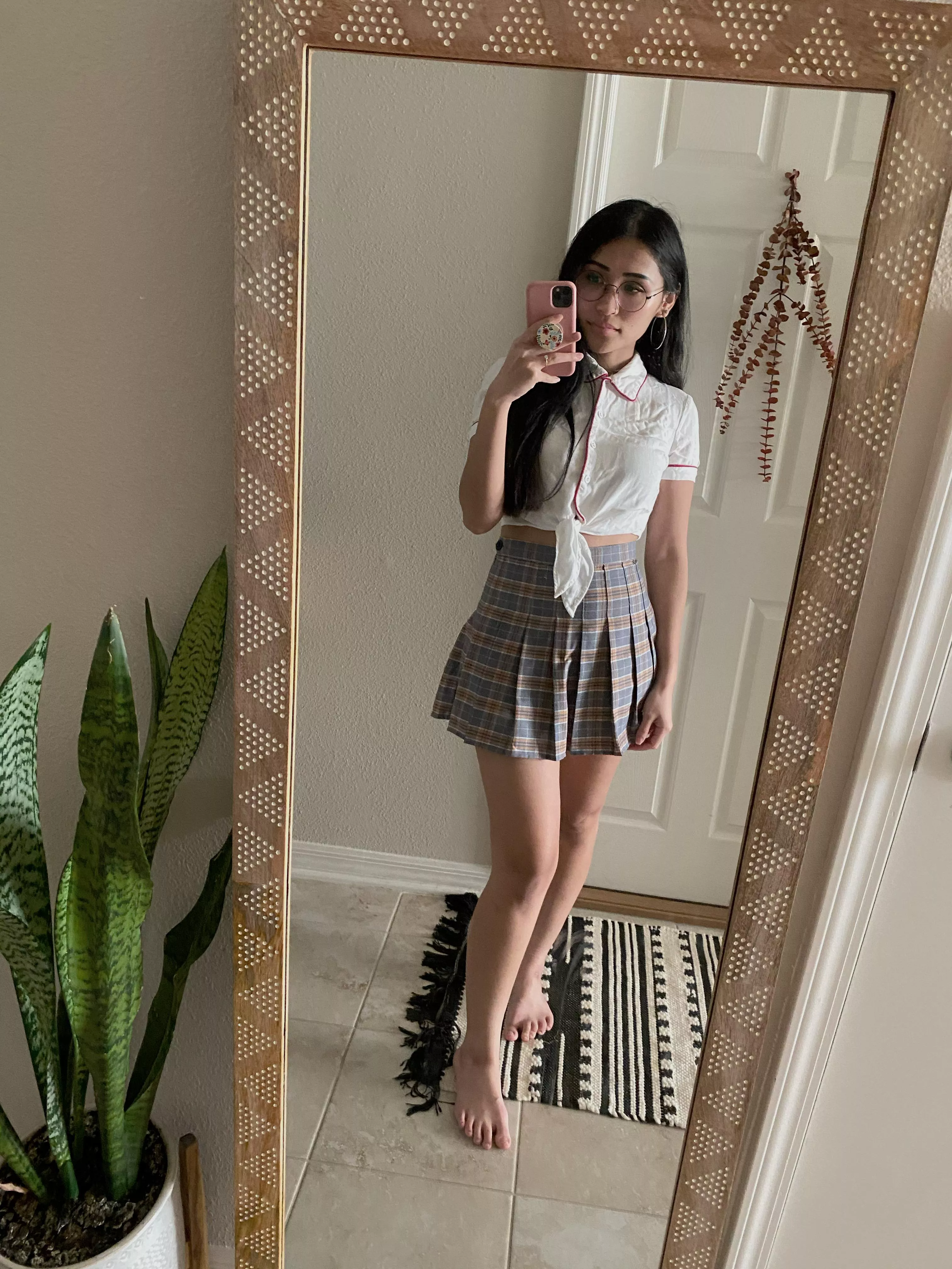 She loves skirts posted by nsfwaccountbanned