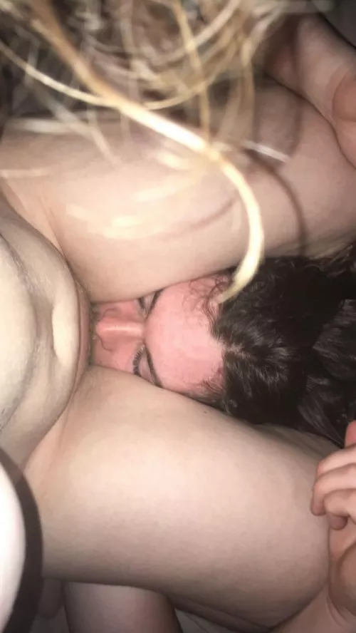 She loves smothering me with her thighs by Mrfunpants69420