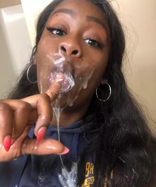 She loving that nut 😈 by freakshiii2