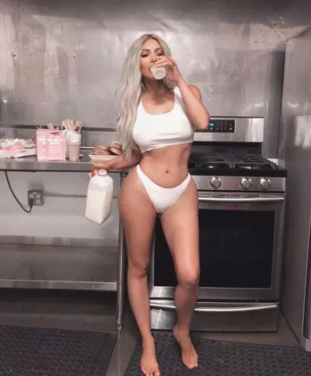 She needs some milk by yourdumbsissyboy