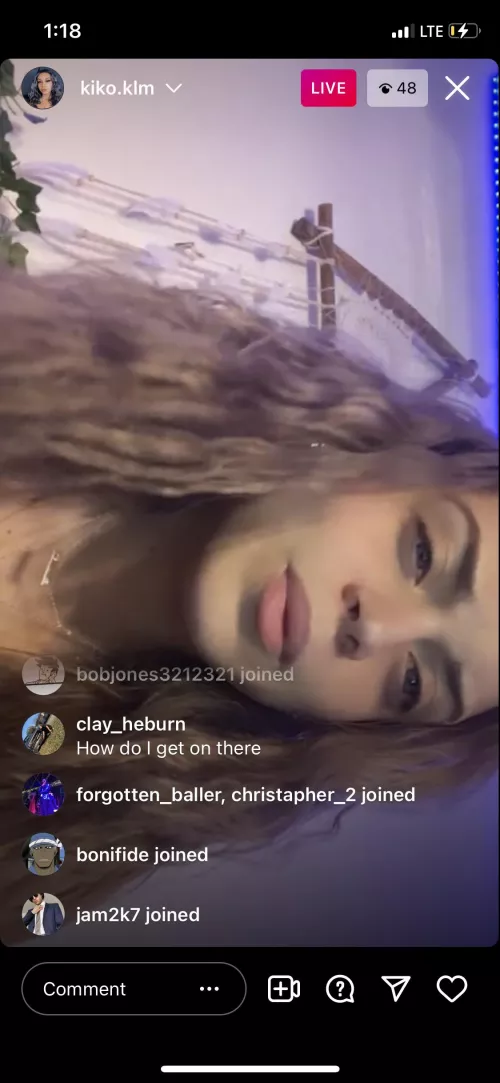 She said for 700 she’ll flash guys by claydaboss11