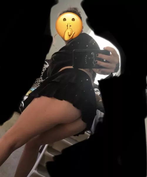 She sends me this told me she was headed to the grocery store and planned on dropping things in front of every guy she saw. We need more women like my wife by WildCoupleThrow