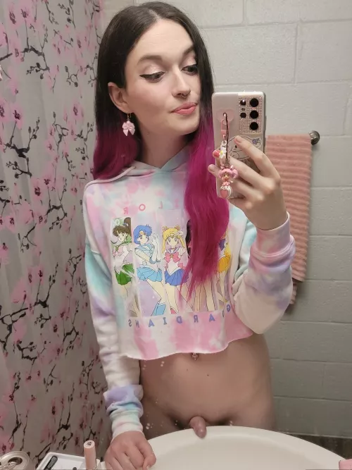 She smol but she cute 🥰❤️ by tsnataliestone