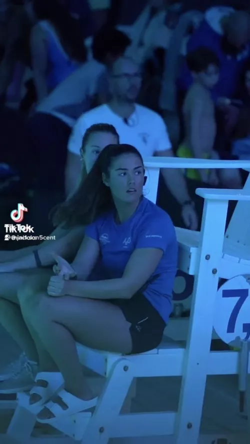 She so hot by 1999DonaldTrump