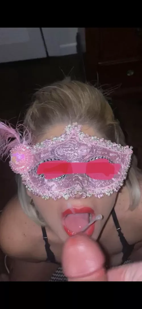 She wants more by Familiar-Astronaut-5