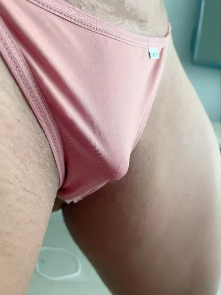 She wants to come out and play... by suzyhotbrazil