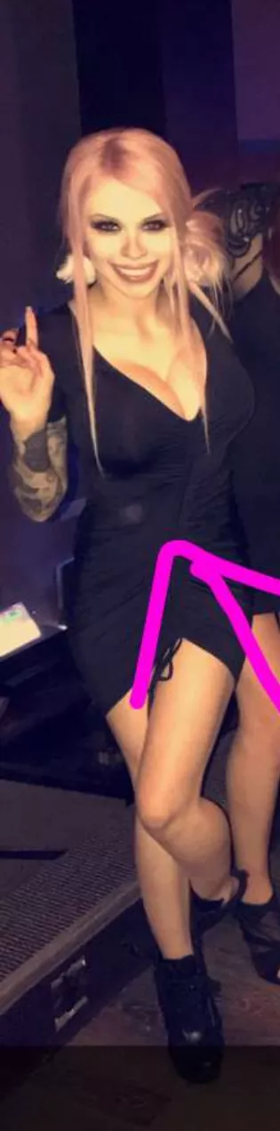 She'd make a great Joker porno posted by Vince_Young10