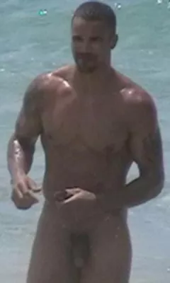 Shemar Moore's thick dick posted by cassandras_eyes