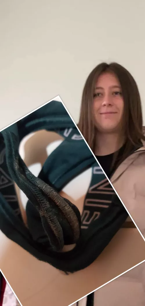 She's a beauty dms open Or k ik in bio by Alternative_Ebb1843