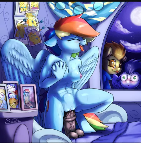 She's a peeping Tom! (Siden) by Ativa32