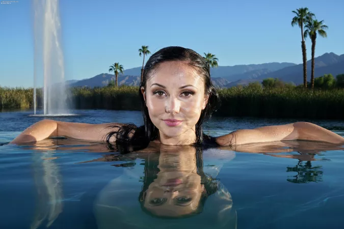 She's Glamorous by Here-For-The-Filth