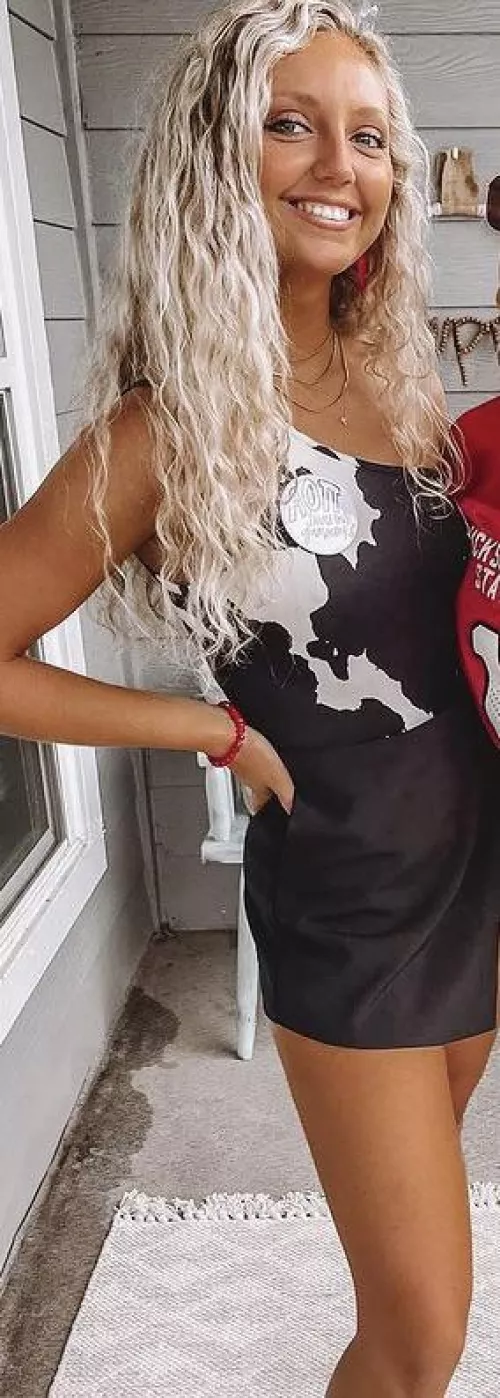 She’s Gorgeous! by Searchinghtfc-tys247