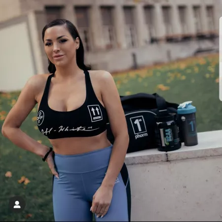 she's looking rough by adgjlxvn381