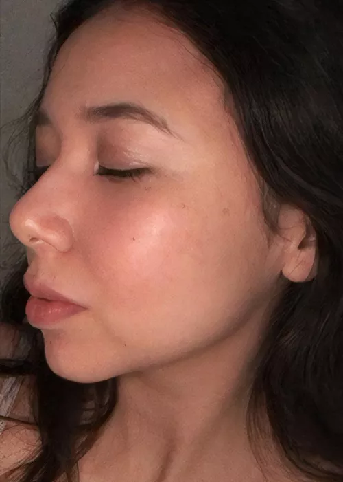 She’s my best friend. I have a huge crush and cuck fantasy on her. Tell me what you’d do to her while I watch - kik throwaway270993 by betamann93