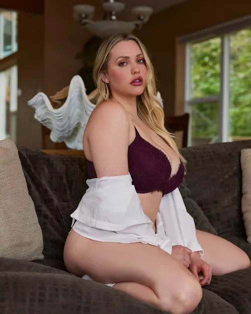 She's so beautiful 😭❤️ by RandomPornLover