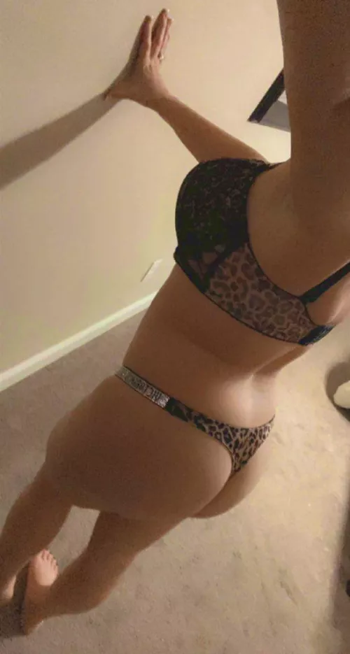 She’s such a good girl by coupleforU2