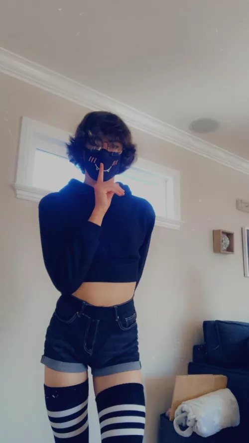 shhhh, this is a library, we can kiss later~ by themilkman2005