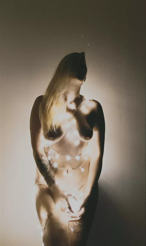 Shine bright like a diamond by elena123_