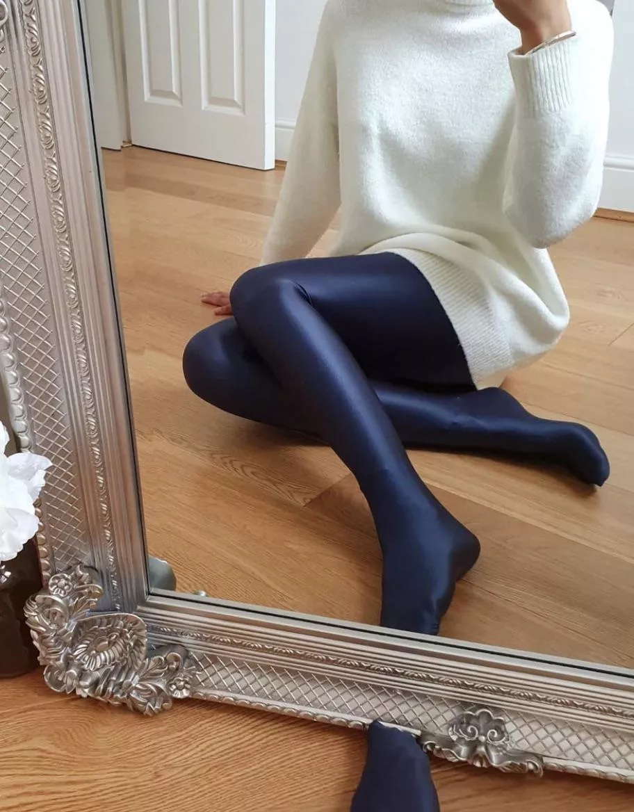 Shiny posted by pm-legs-in-tights