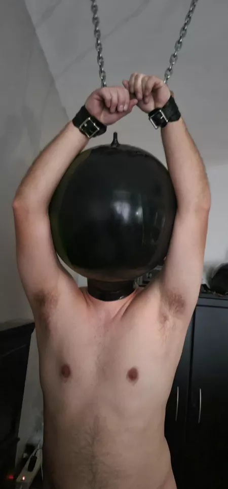 Shiny hood by LatexPanda83