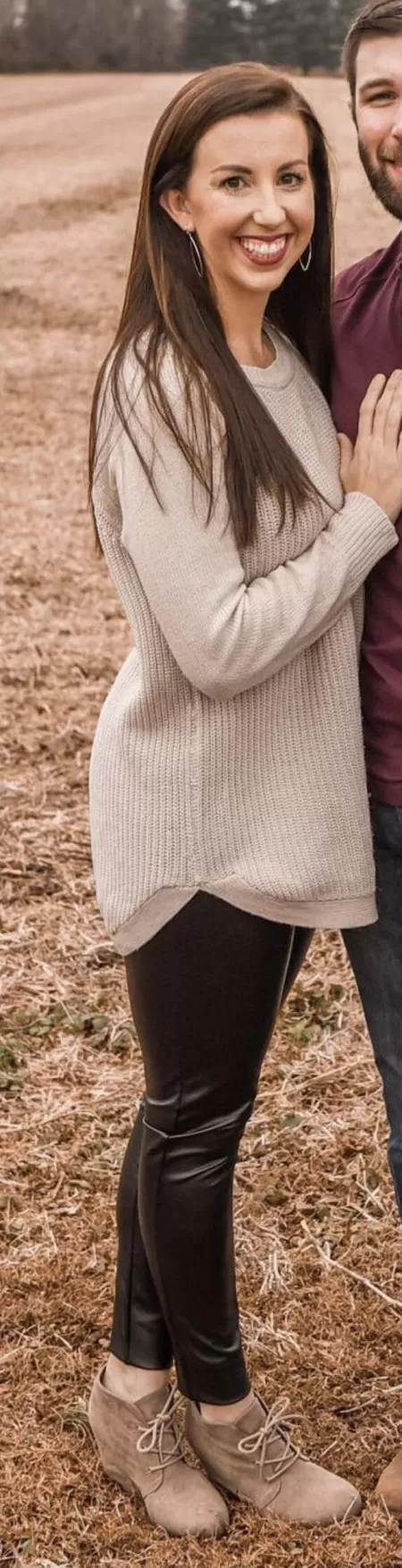 Shiny leggings milf by hunter13456