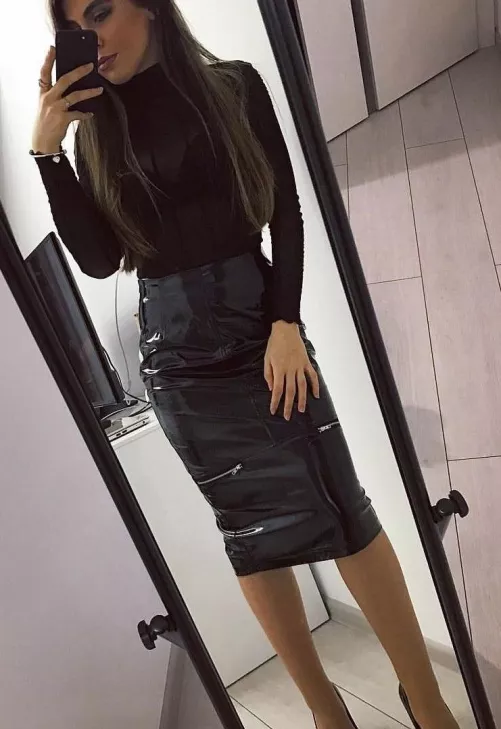 Shiny Selfie by gooningaccount