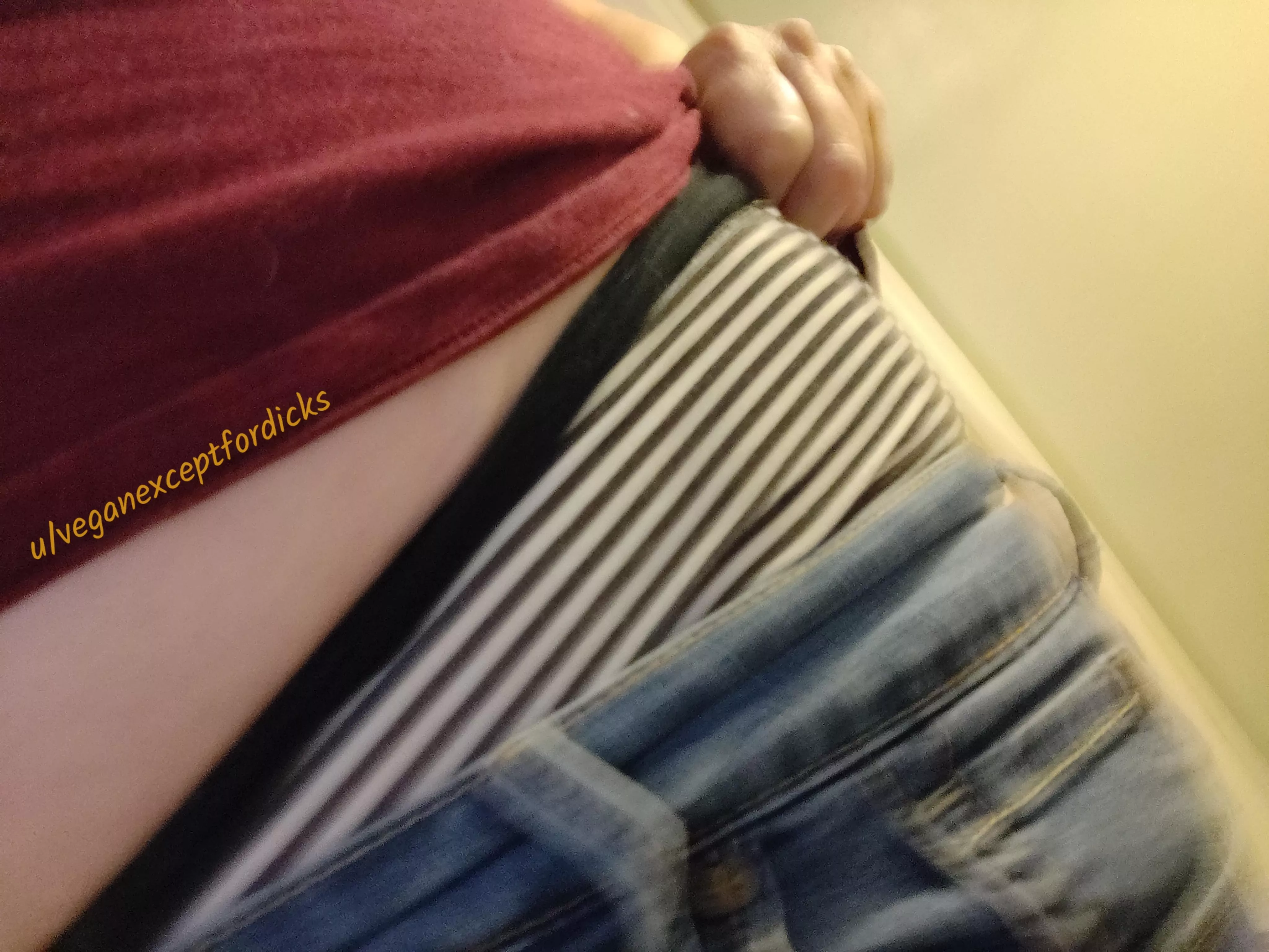 Shirt up or jeans down? posted by veganexceptfordicks