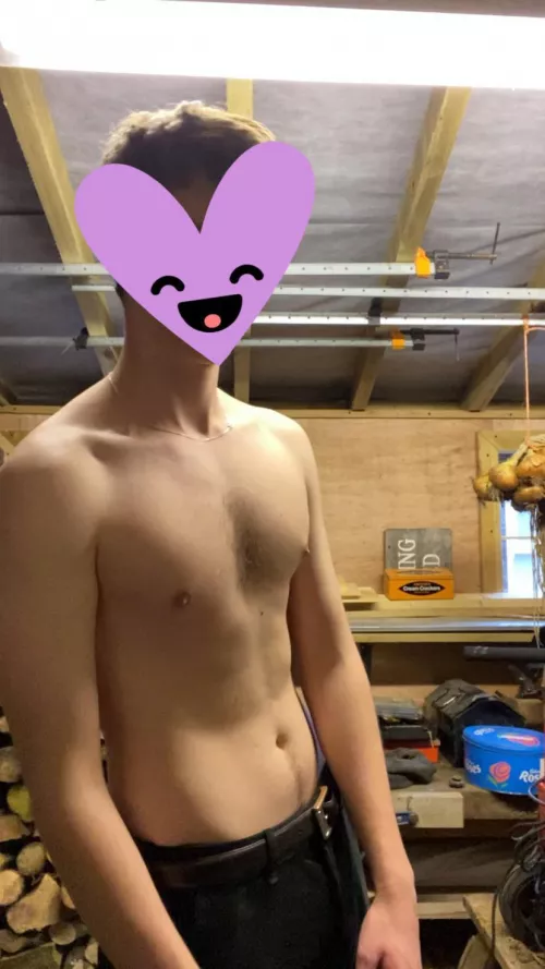 Shirtless shed selfie 😅 by tomishere2