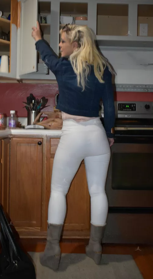 Shopping outfit, 39f by RaveNEsq69