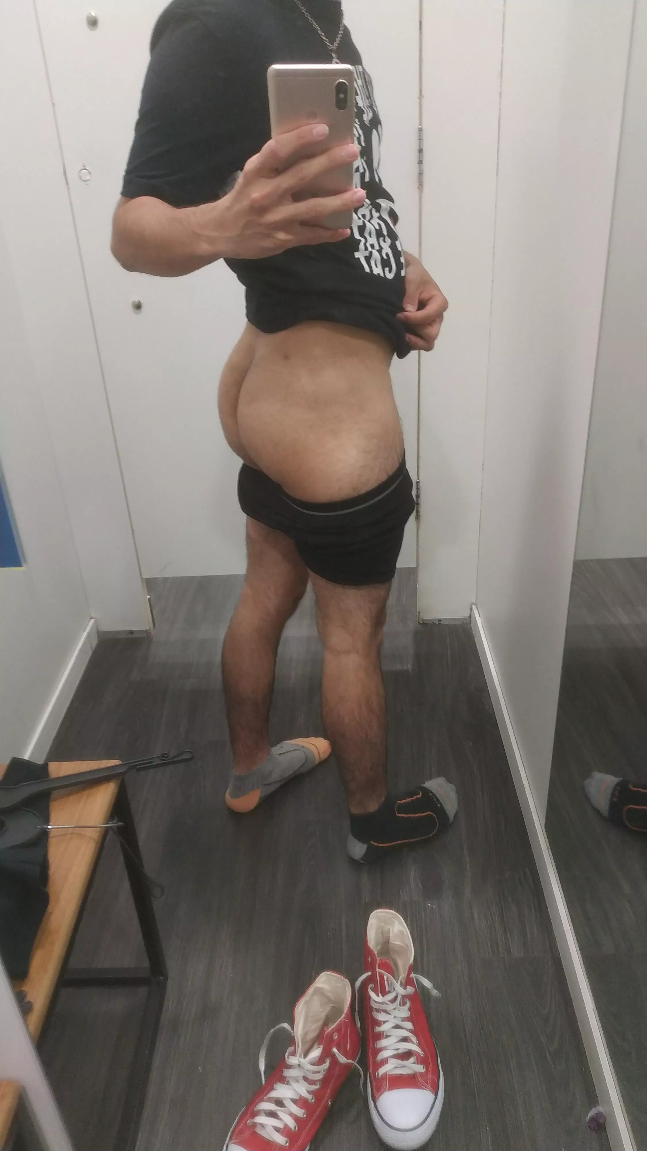 Shopping posted by KyrianWinterose