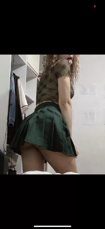 Short enough ? 😊 by babymaryangel