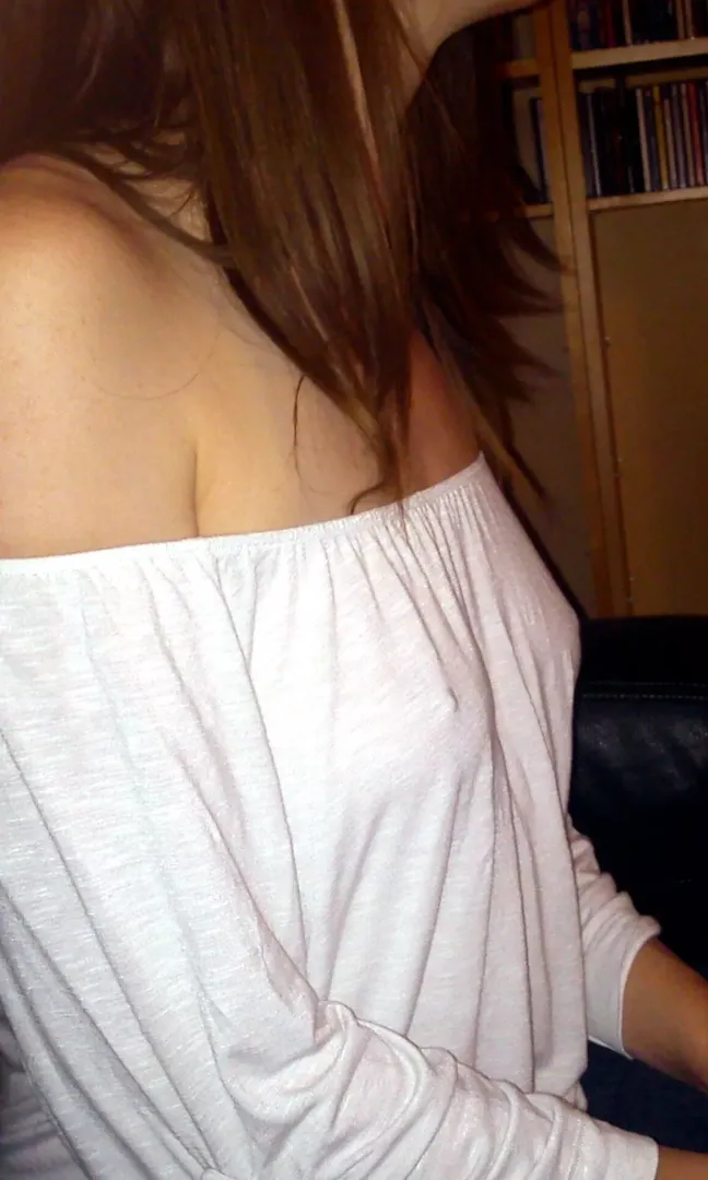 Shortly after midnight, the wife shed her bra, and has said she will go braless for the whole of 2022! This will be fun! posted by WoodyDave79